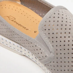 Classique Daim Gris(Rivclassicsuede3072) -Rivieras Boutique A4A6082