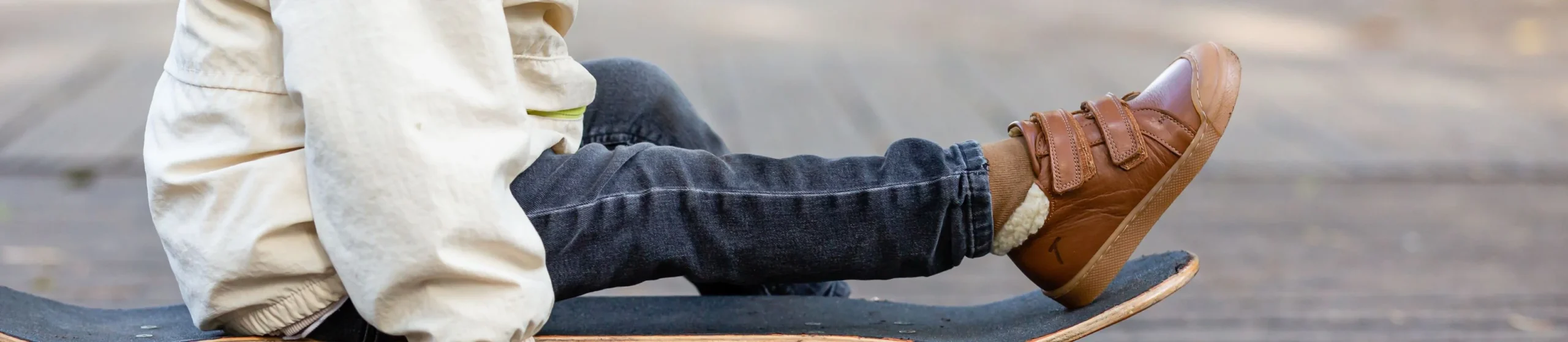 Devant -Rivieras Boutique Chaussures enfant marche confirme 1 scaled